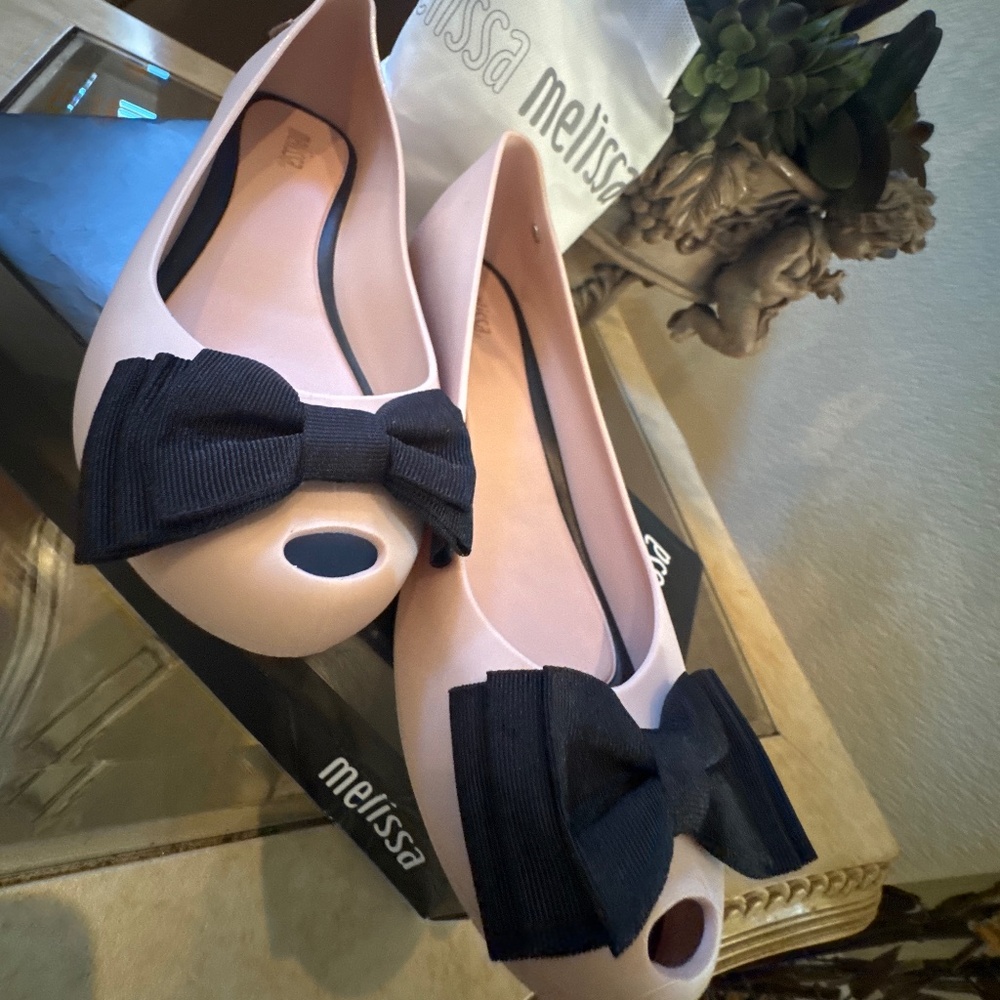 Melissa Women’s Pink Ballet Flats Black Bow Shoes size 7.5/38